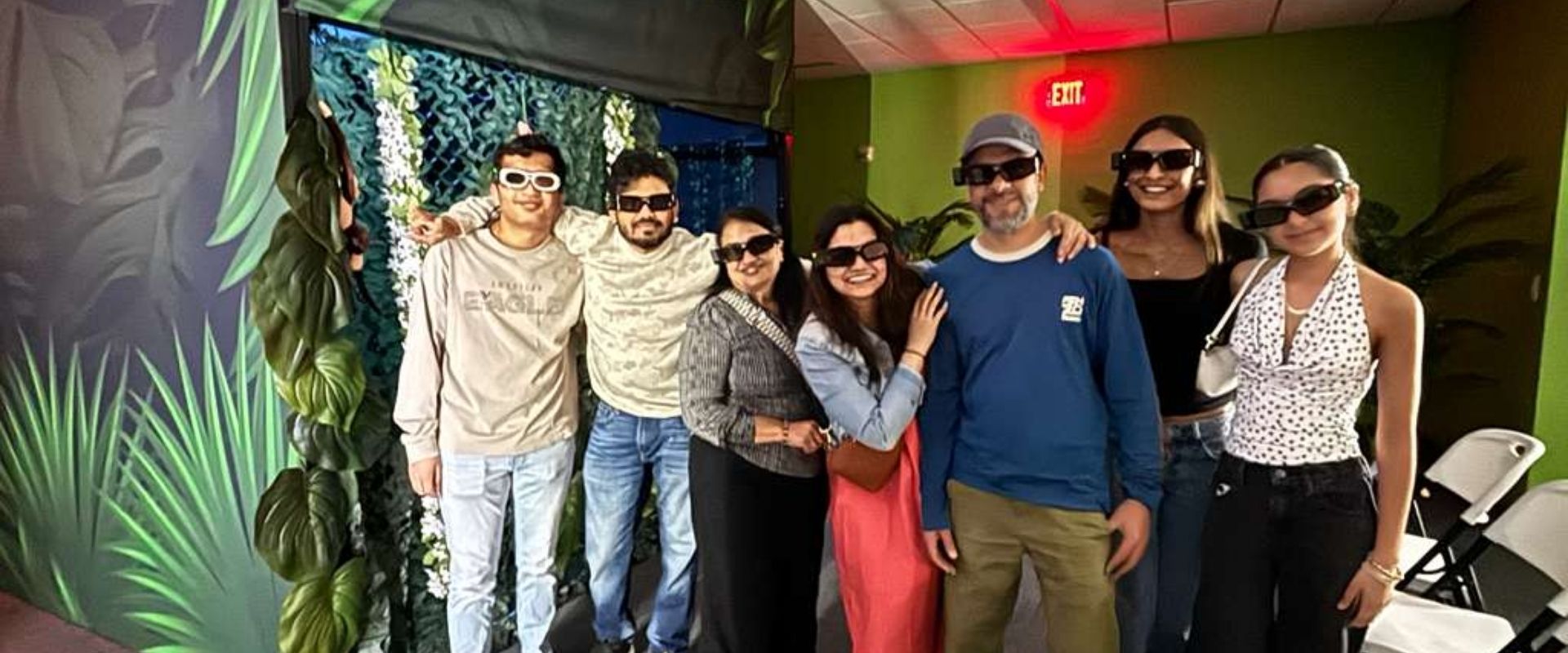 hologram-zoo-group-trip-2